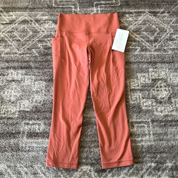 NWT Athleta Salutation Stash Pocket Capri Leggings Powervita Etruscan Red - Picture 4 of 7